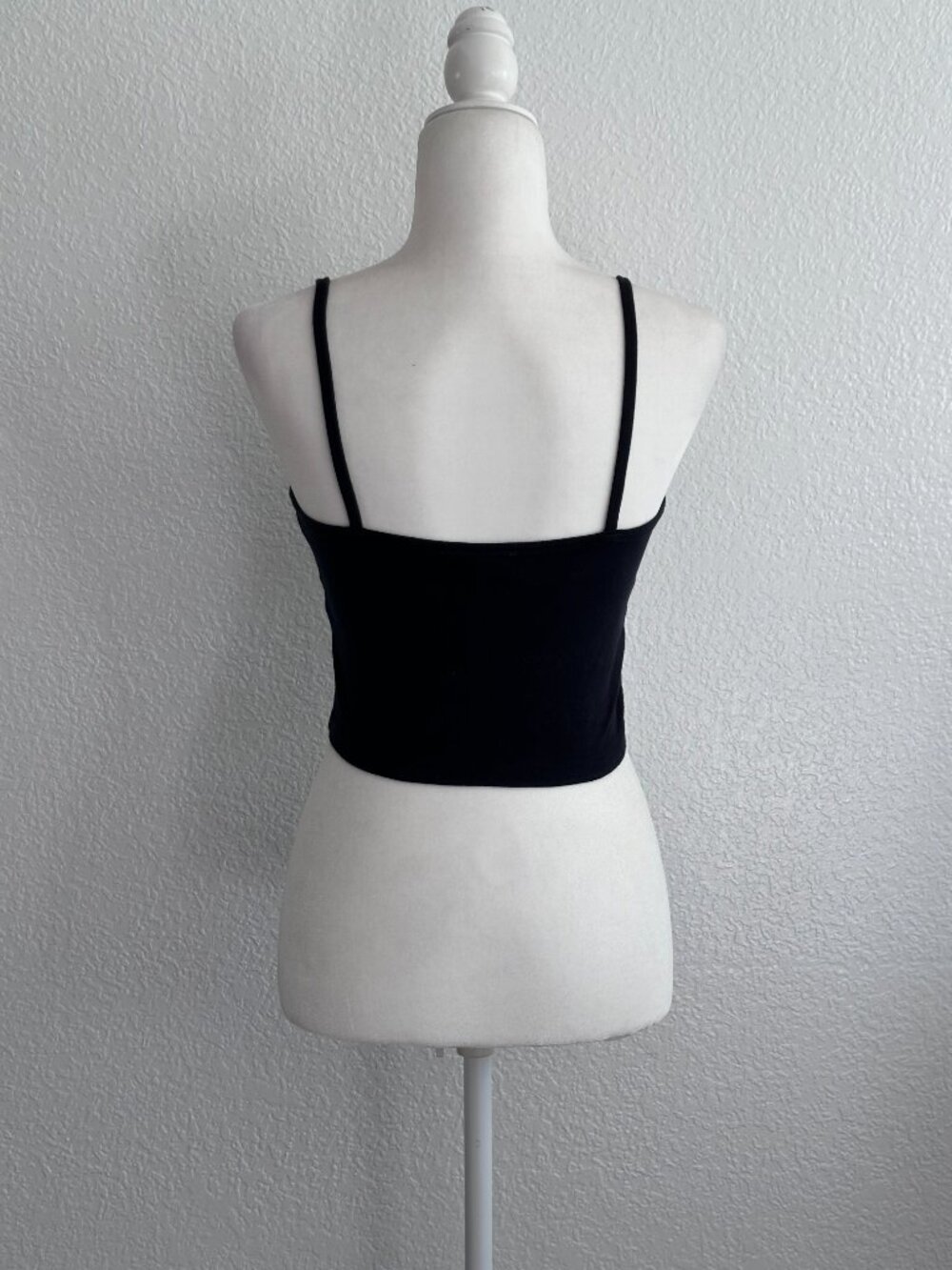Forever 21 Black Cropped Cami Tank | Spaghetti Strap Basic Top | Size Large* - Picture 4 of 5